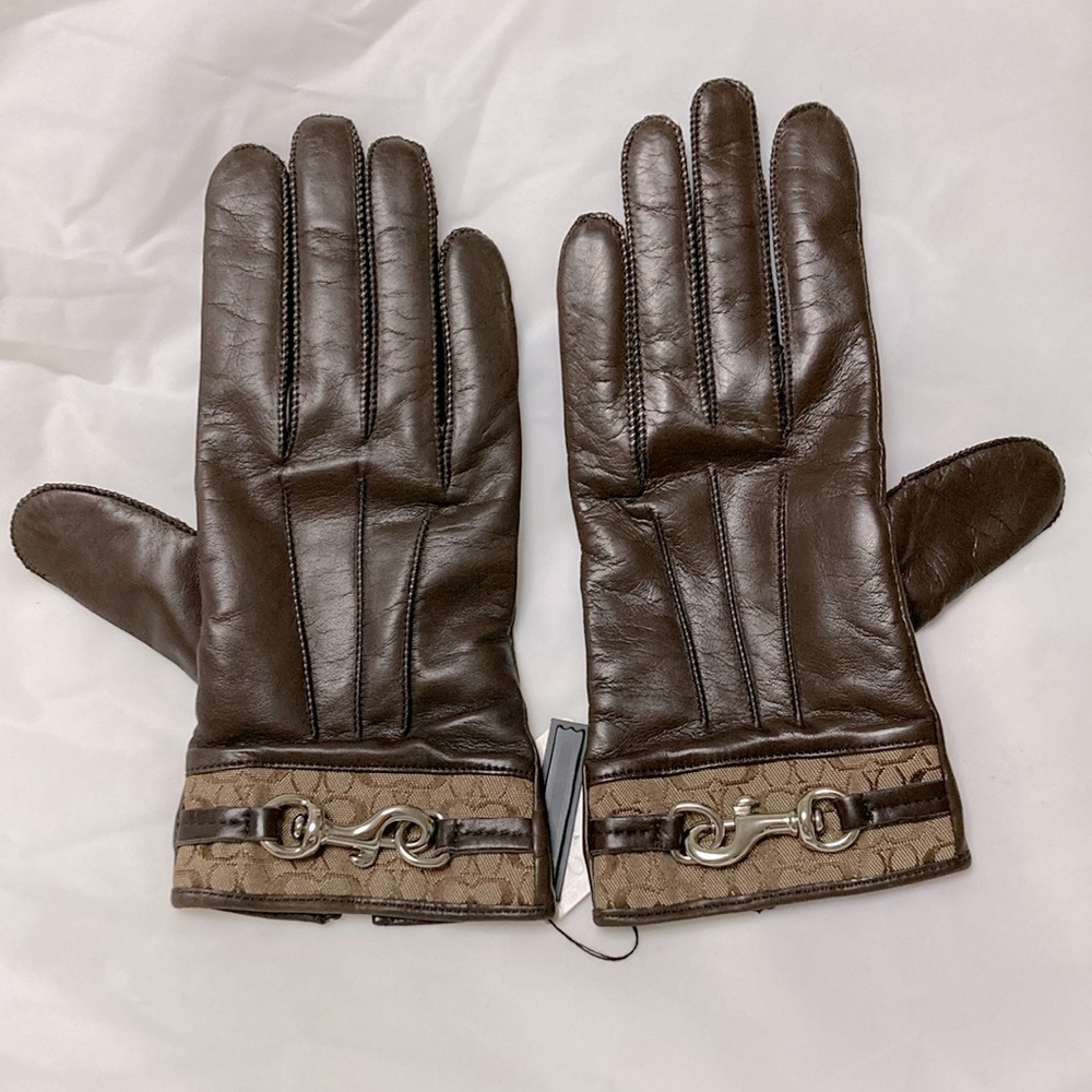 Coach leather/cashmere gloves size 6. Mahogany color NWT